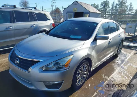 2015 Nissan Altima 2.5 S из США, поврежденный, VIN 1N4AL3AP1FC223797
